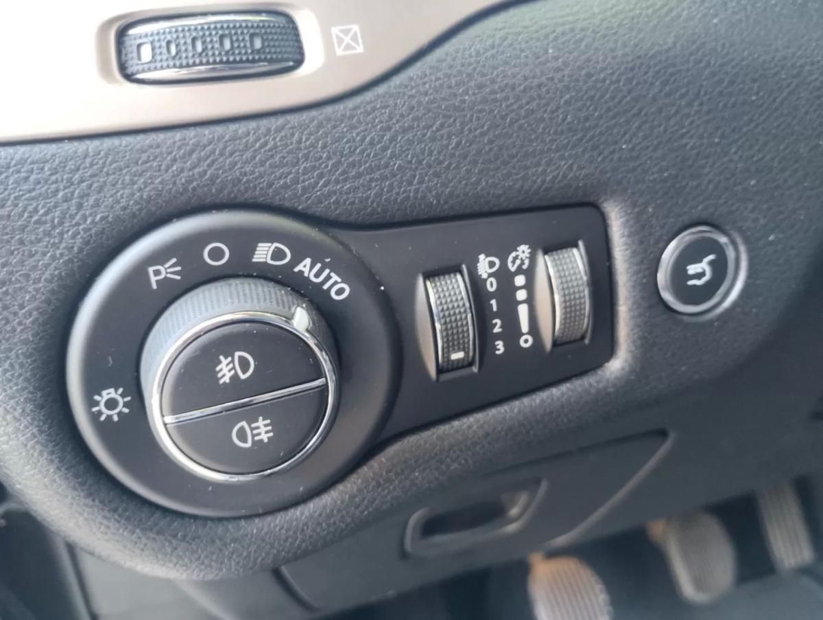 jeep-cherokee-2014-diesel-1956cc