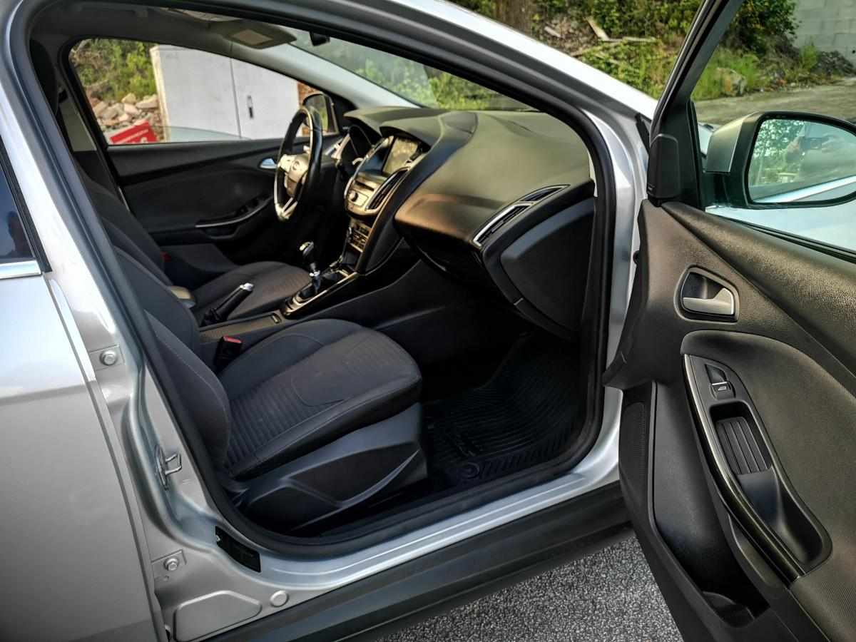 ford-focus-2018-gasolina-998cc