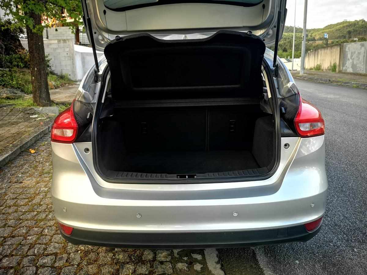 ford-focus-2018-gasolina-998cc