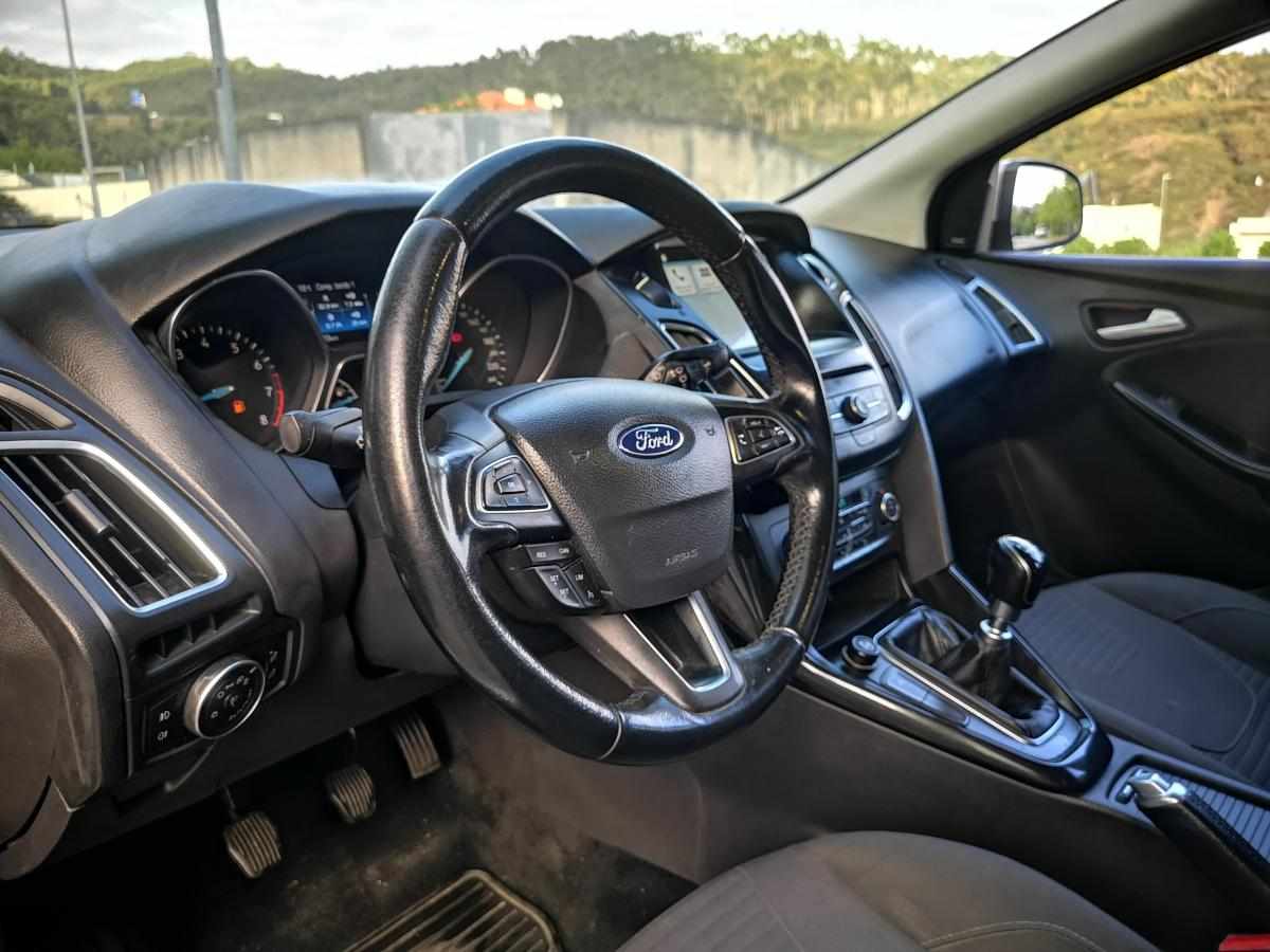 ford-focus-2018-gasolina-998cc