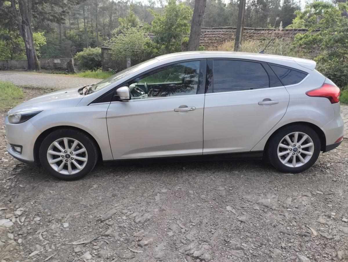 ford-focus-2018-gasolina-998cc
