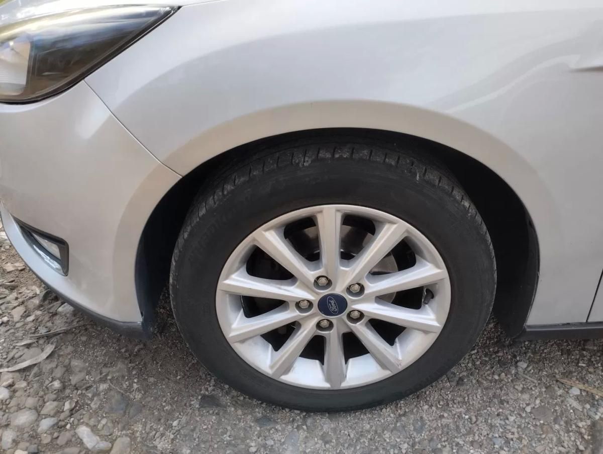 ford-focus-2018-gasolina-998cc