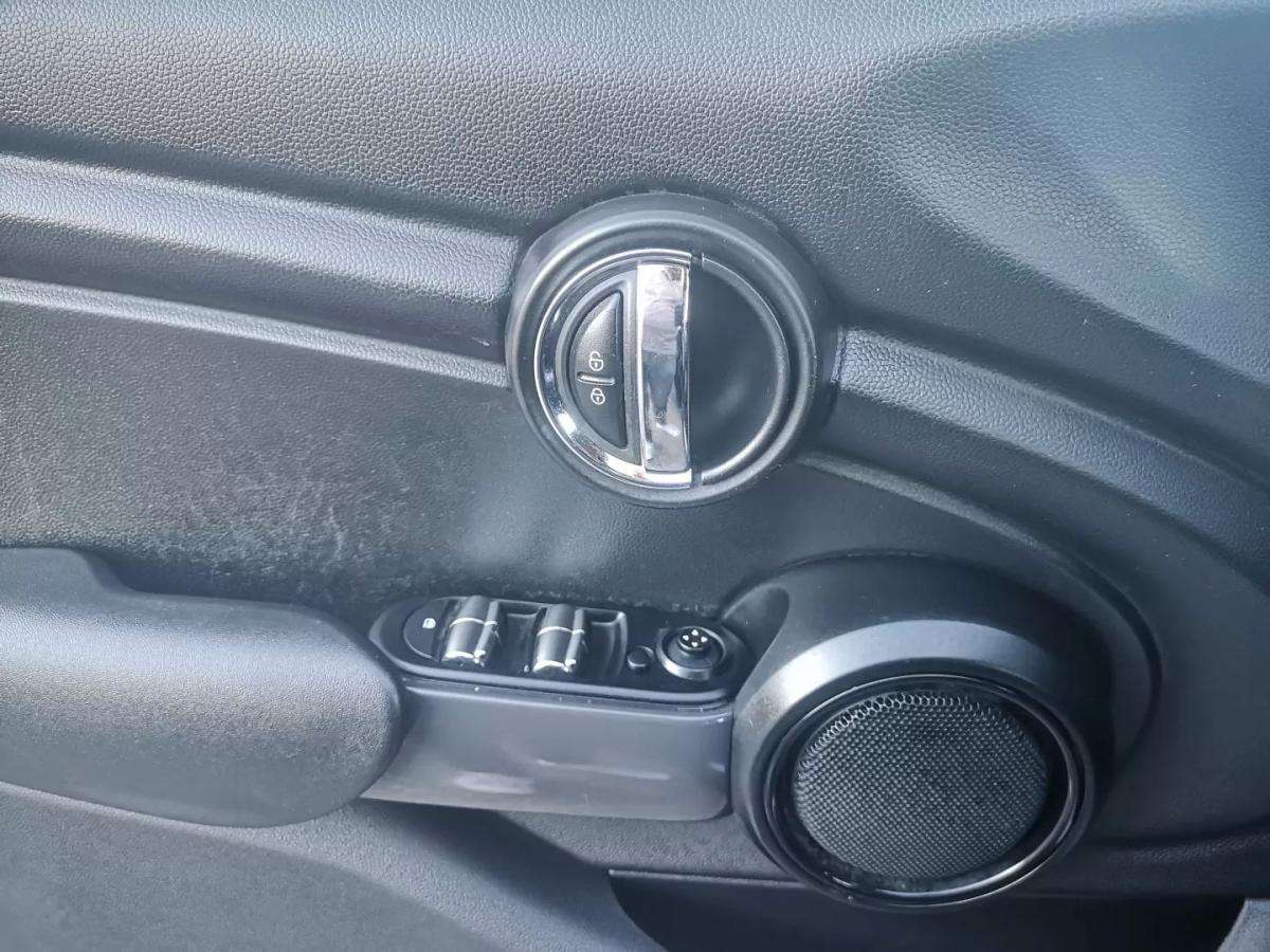 mini-cooper-d-2015-diesel-1496cc