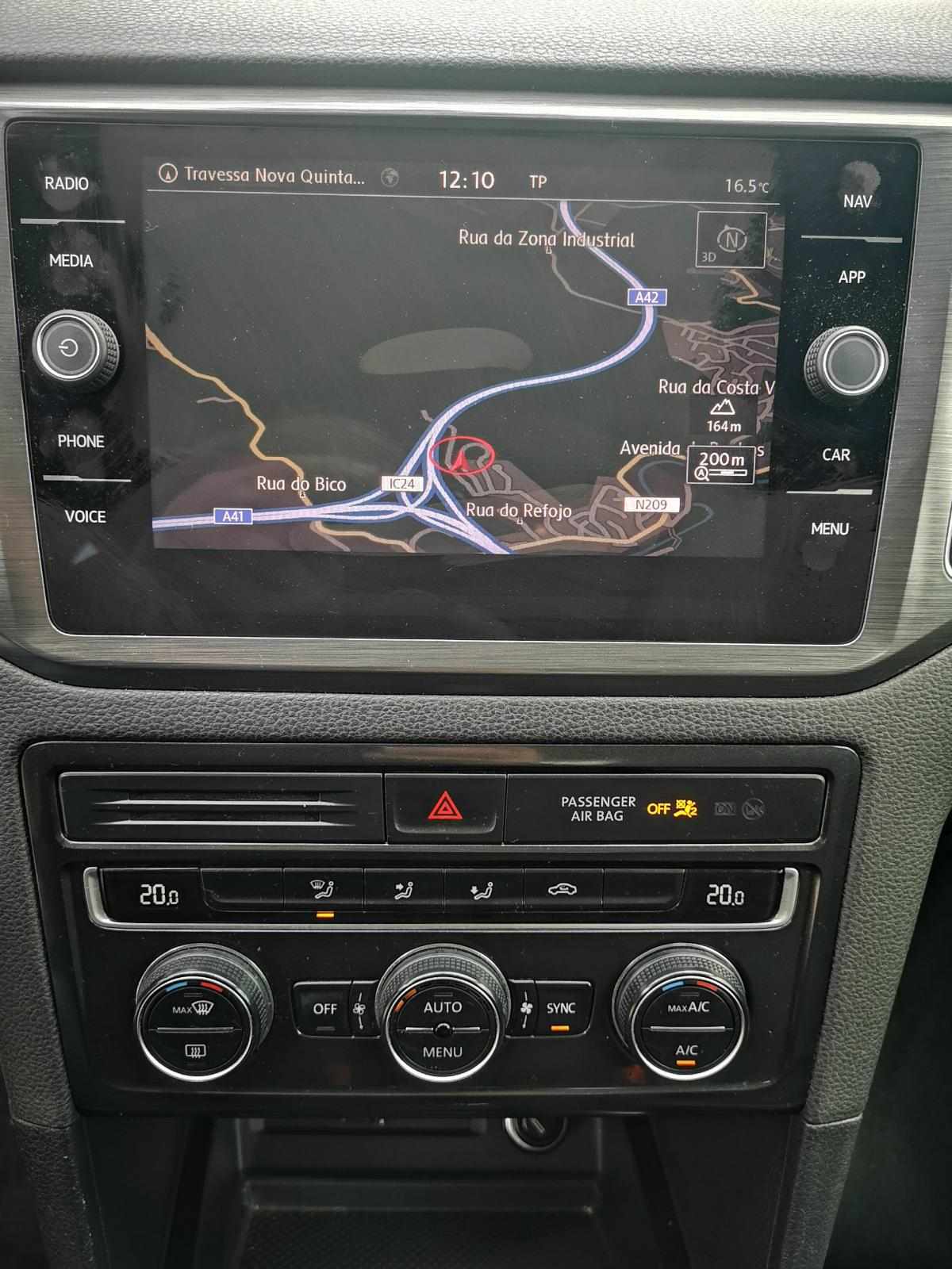 volkswagen-golf-2019-diesel-1598cc