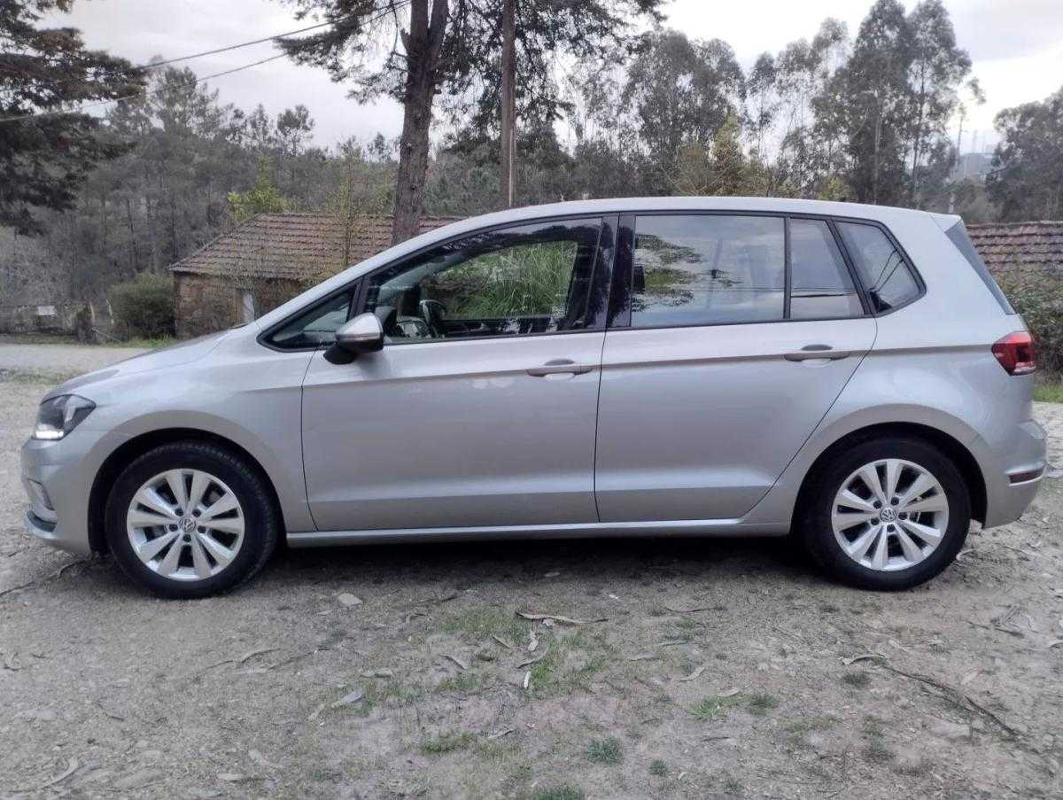 volkswagen-golf-2019-diesel-1598cc