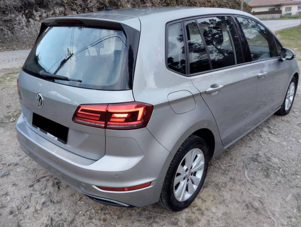 volkswagen-golf-2019-diesel-1598cc