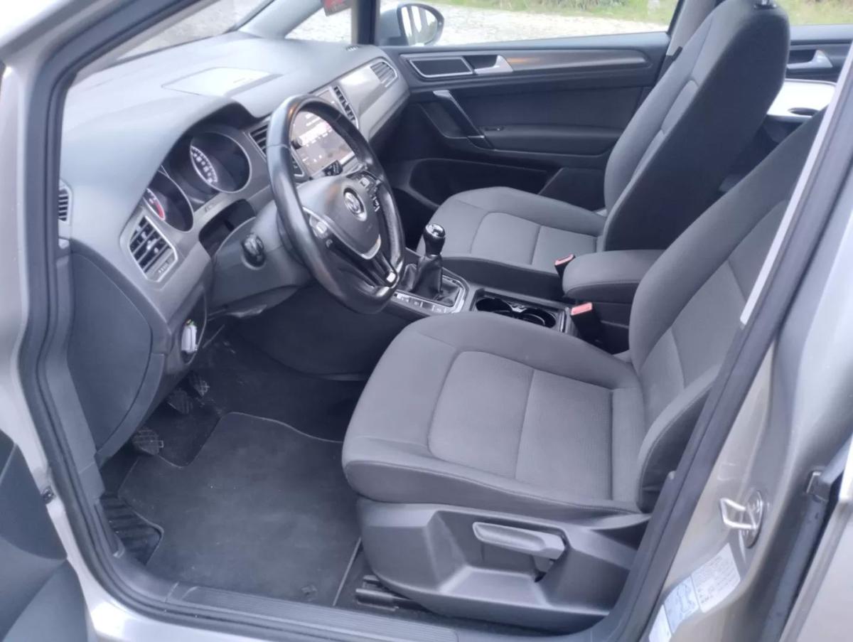 volkswagen-golf-2019-diesel-1598cc