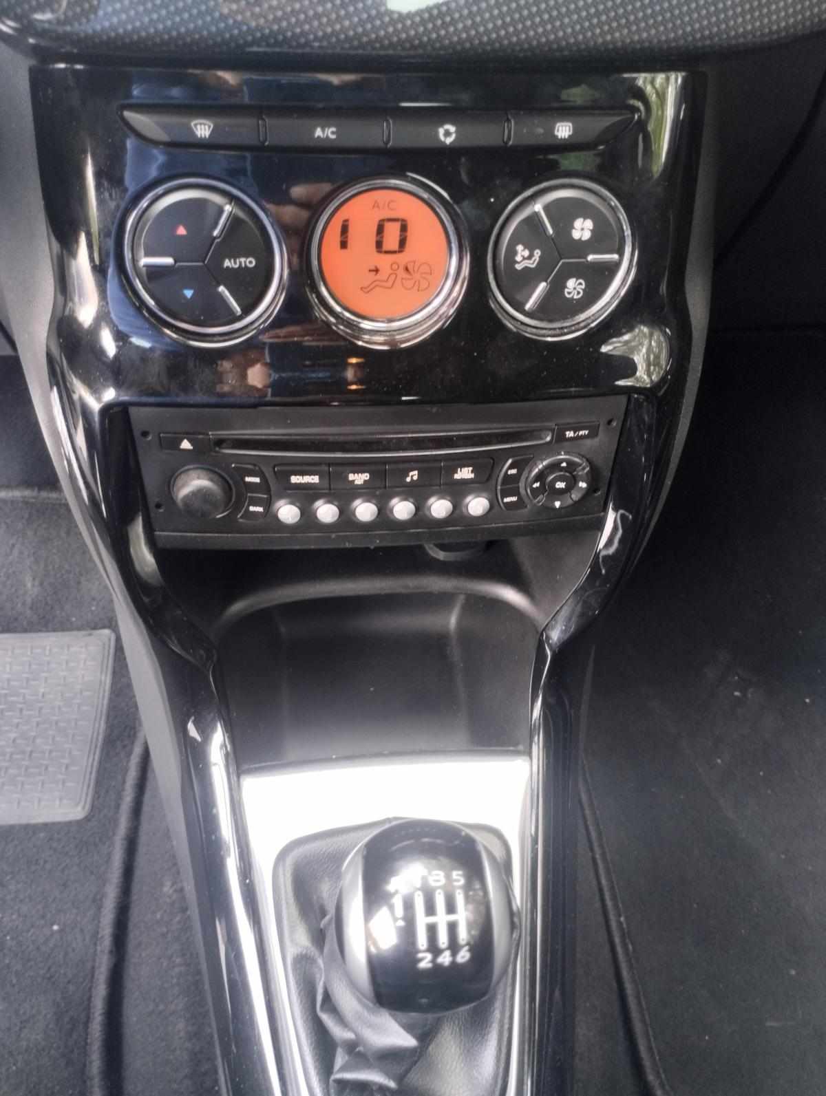 citroen-ds3-2010-gasolina-1598cc