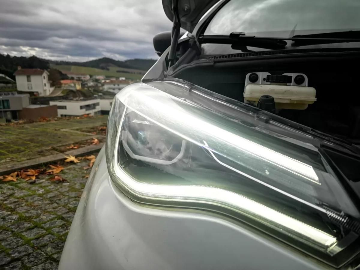 renault-zoe-2020-eletrico-200cc