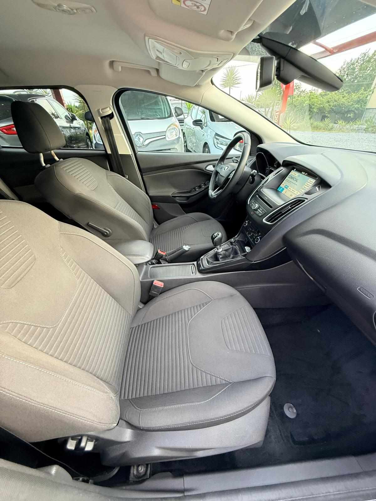 ford-focus-2017-gasolina-998cc
