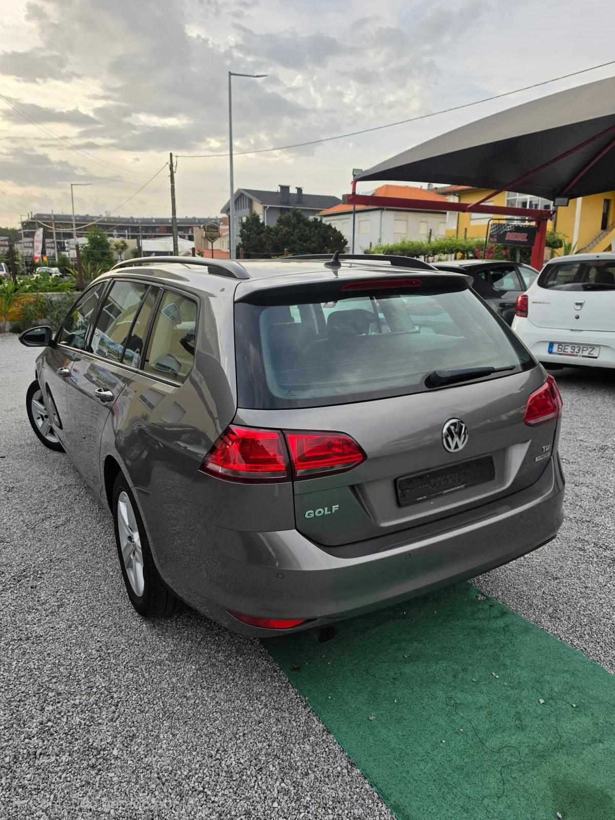 volkswagen-golf-variant-2014-diesel-1598cc