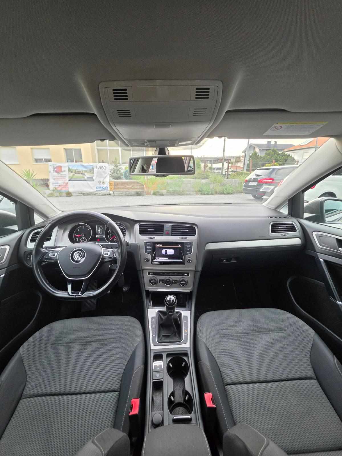 volkswagen-golf-variant-2014-diesel-1598cc