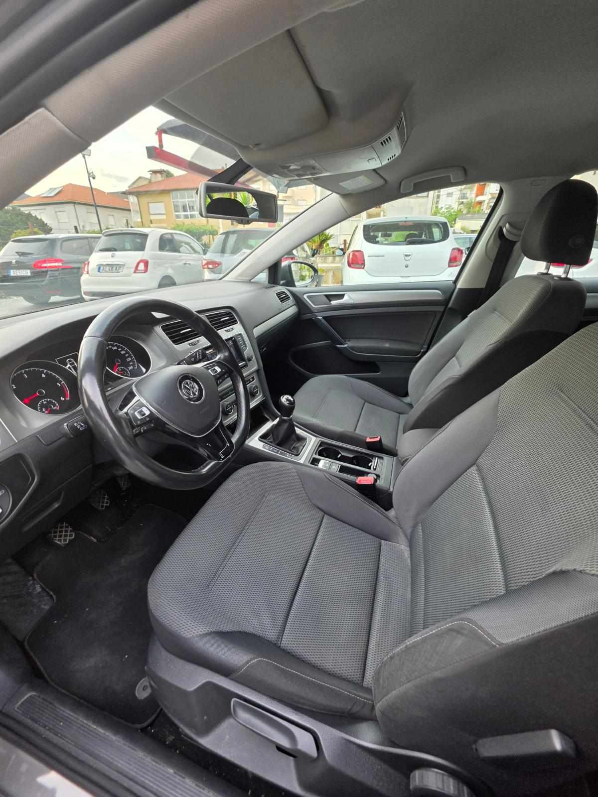 volkswagen-golf-variant-2014-diesel-1598cc
