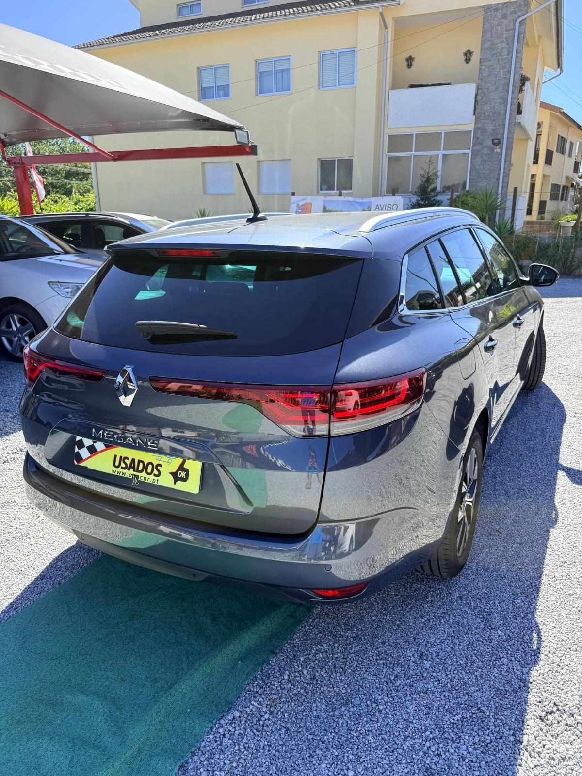 renault-megane-sport-tourer-2022-diesel-1461cc