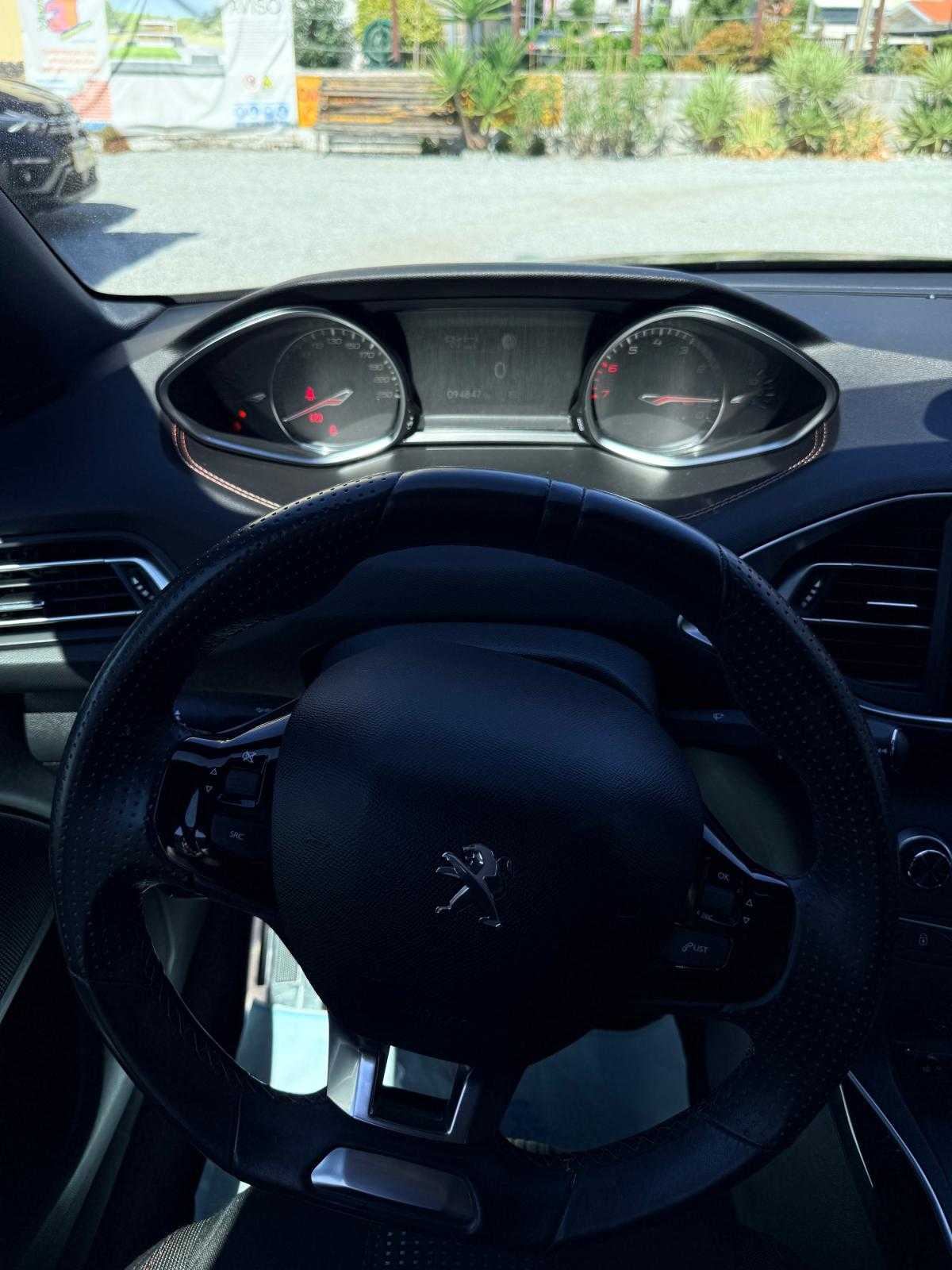 peugeot-308-2019-gasolina-1199cc