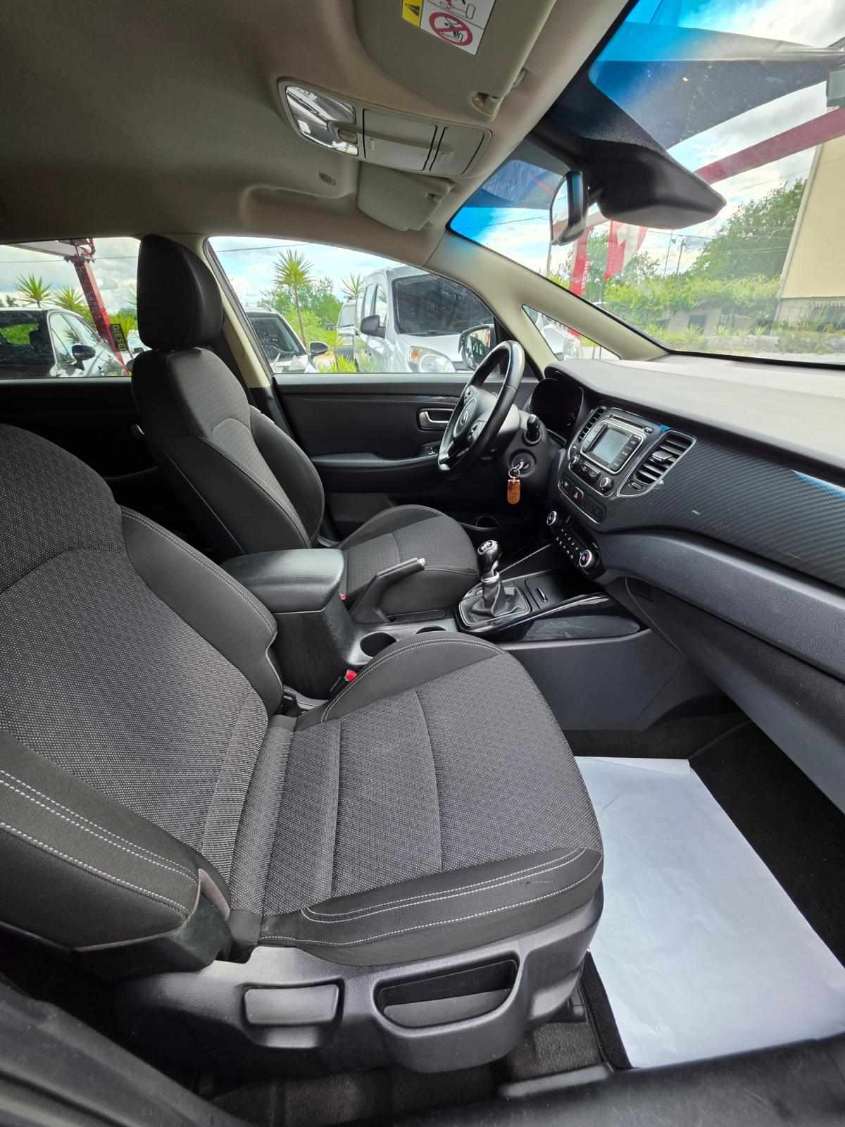 kia-carens-2017-diesel-1685cc