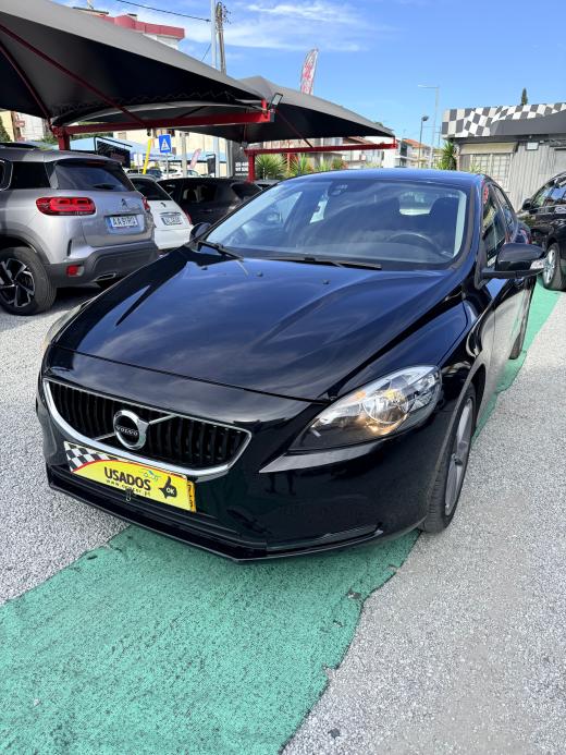 volvo-v40-2017-diesel-1969cc