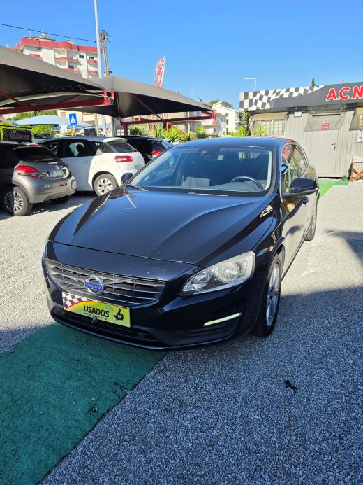 volvo-v60-2015-diesel-1969cc