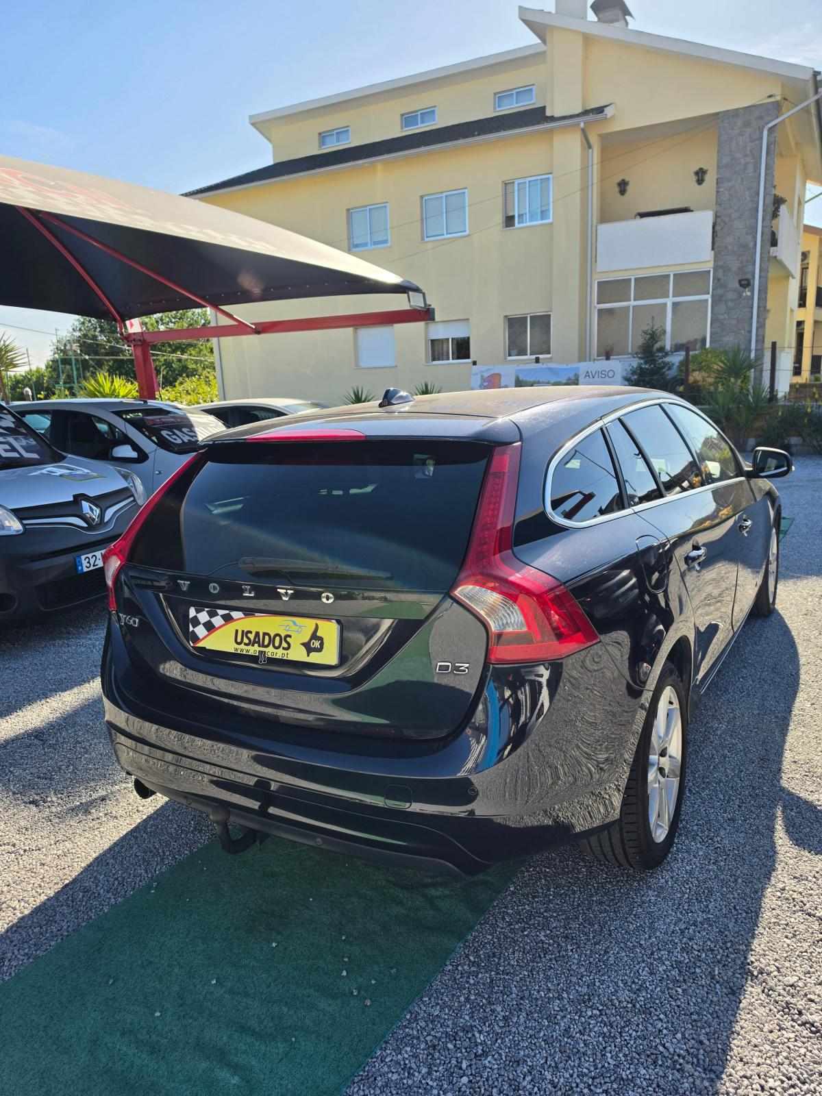 volvo-v60-2015-diesel-1969cc
