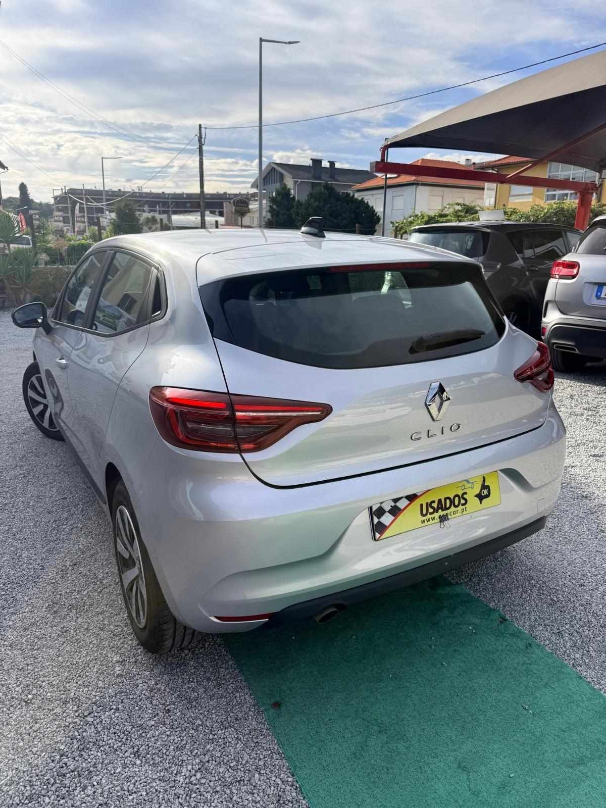 renault-clio-2023-gasolina-999cc