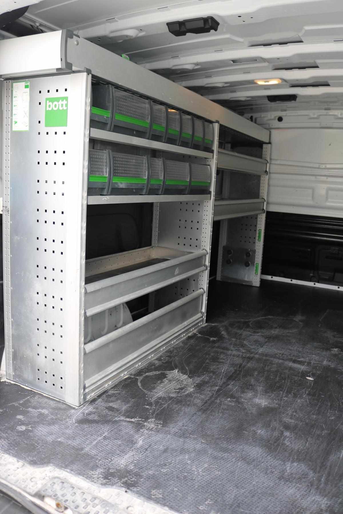 renault-trafic-2-0-131cv-2022-diesel-1997cc