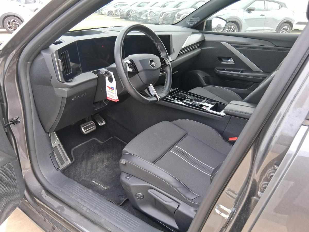 opel-astra-1-5-2023-diesel-1499cc