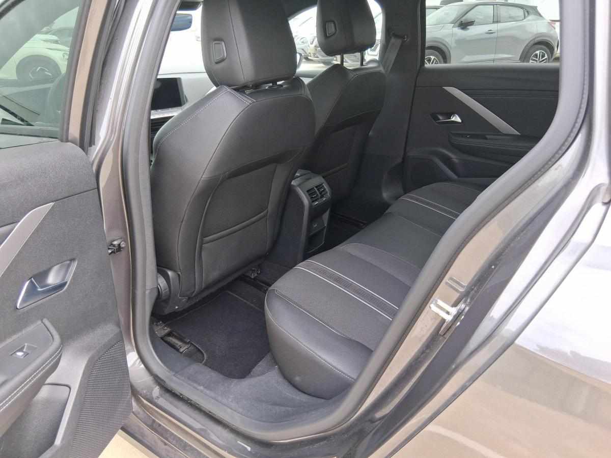 opel-astra-1-5-2023-diesel-1499cc