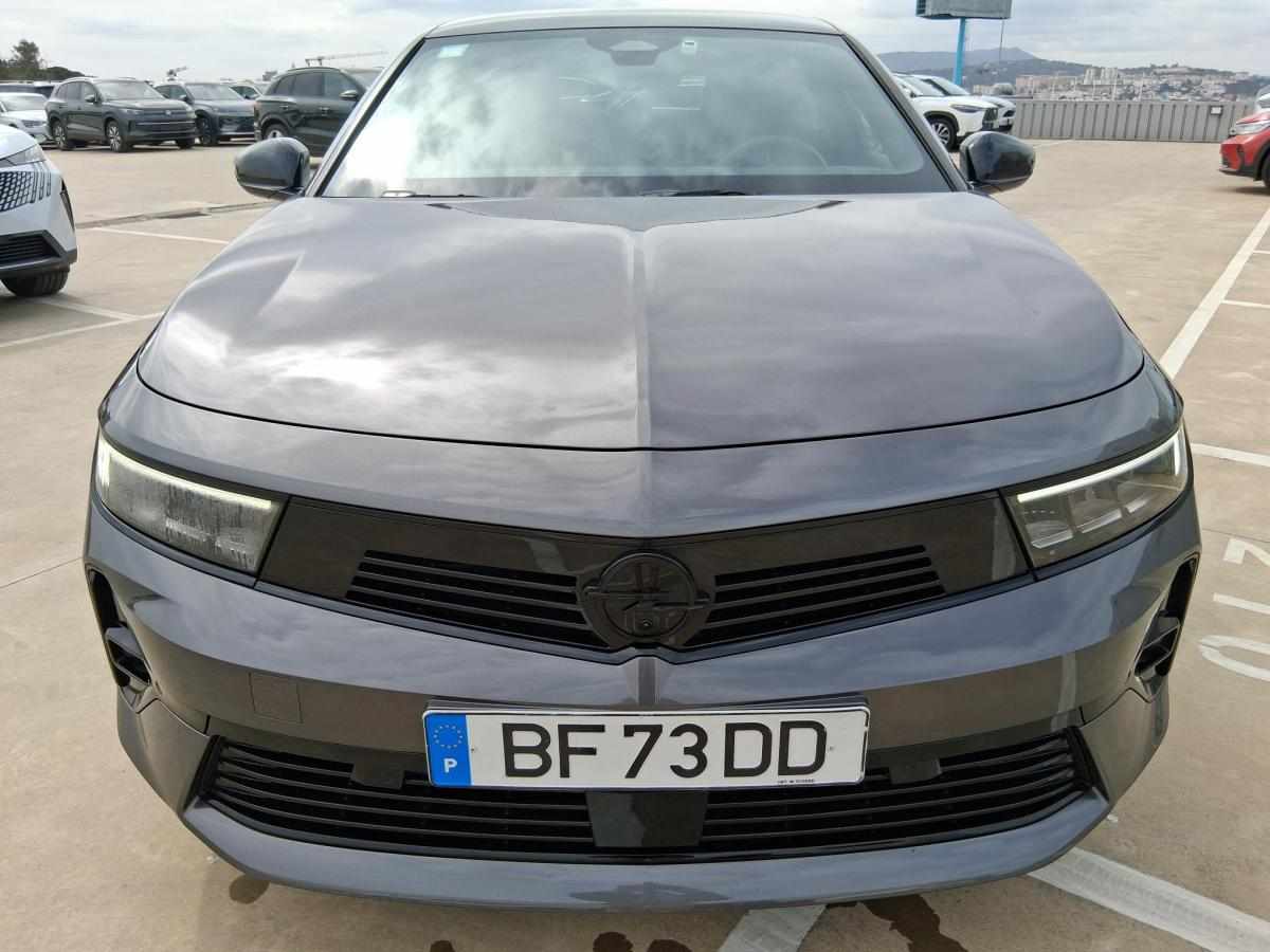 opel-astra-1-5-2023-diesel-1499cc