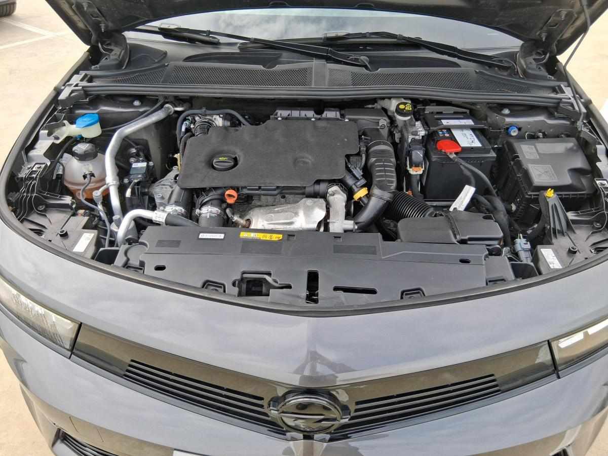 opel-astra-1-5-2023-diesel-1499cc