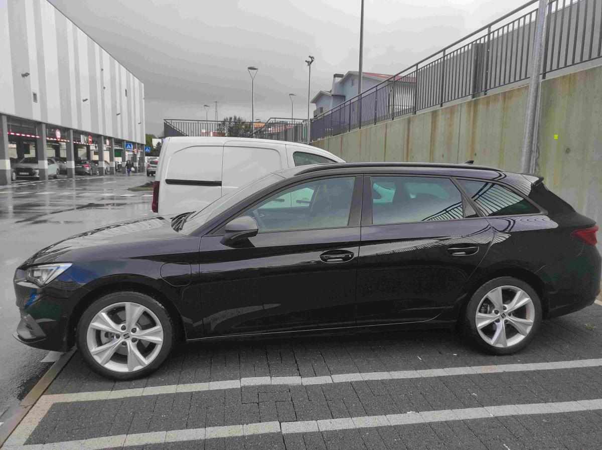 seat-leon-e-hybrid-2023-gasolina-1395cc