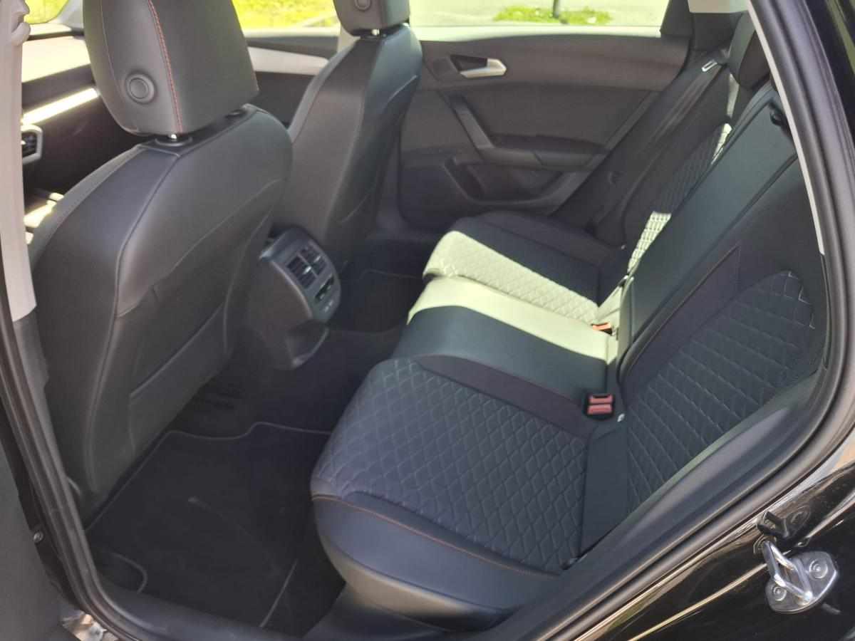 seat-leon-e-hybrid-2023-gasolina-1395cc