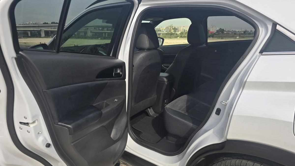 mitsubishi-eclipse-cross-2-4-mivec-s-awc-phev-2023-gasolina-2360cc