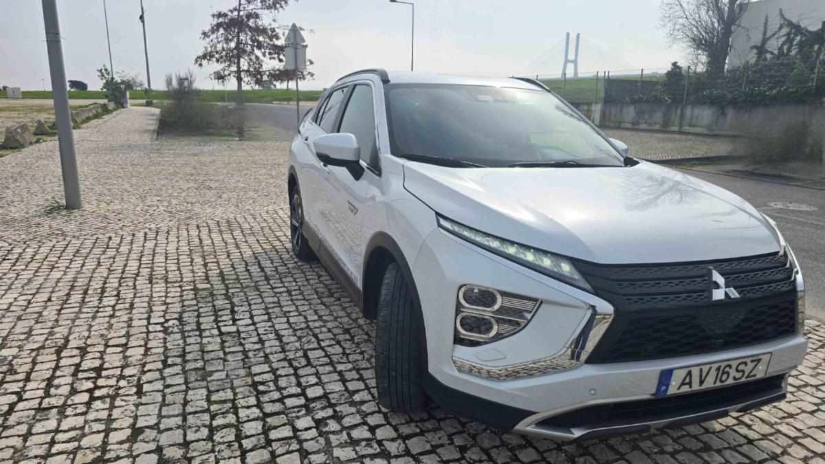 mitsubishi-eclipse-cross-2-4-mivec-s-awc-phev-2023-gasolina-2360cc