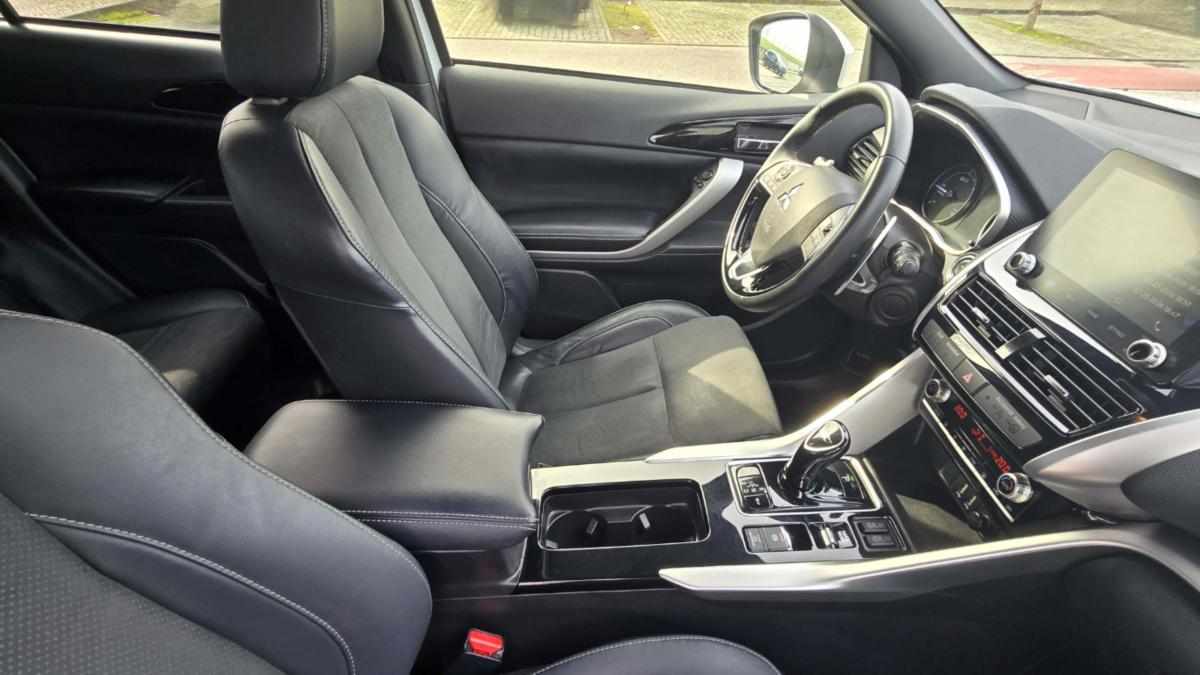mitsubishi-eclipse-cross-2-4-mivec-s-awc-phev-2023-gasolina-2360cc