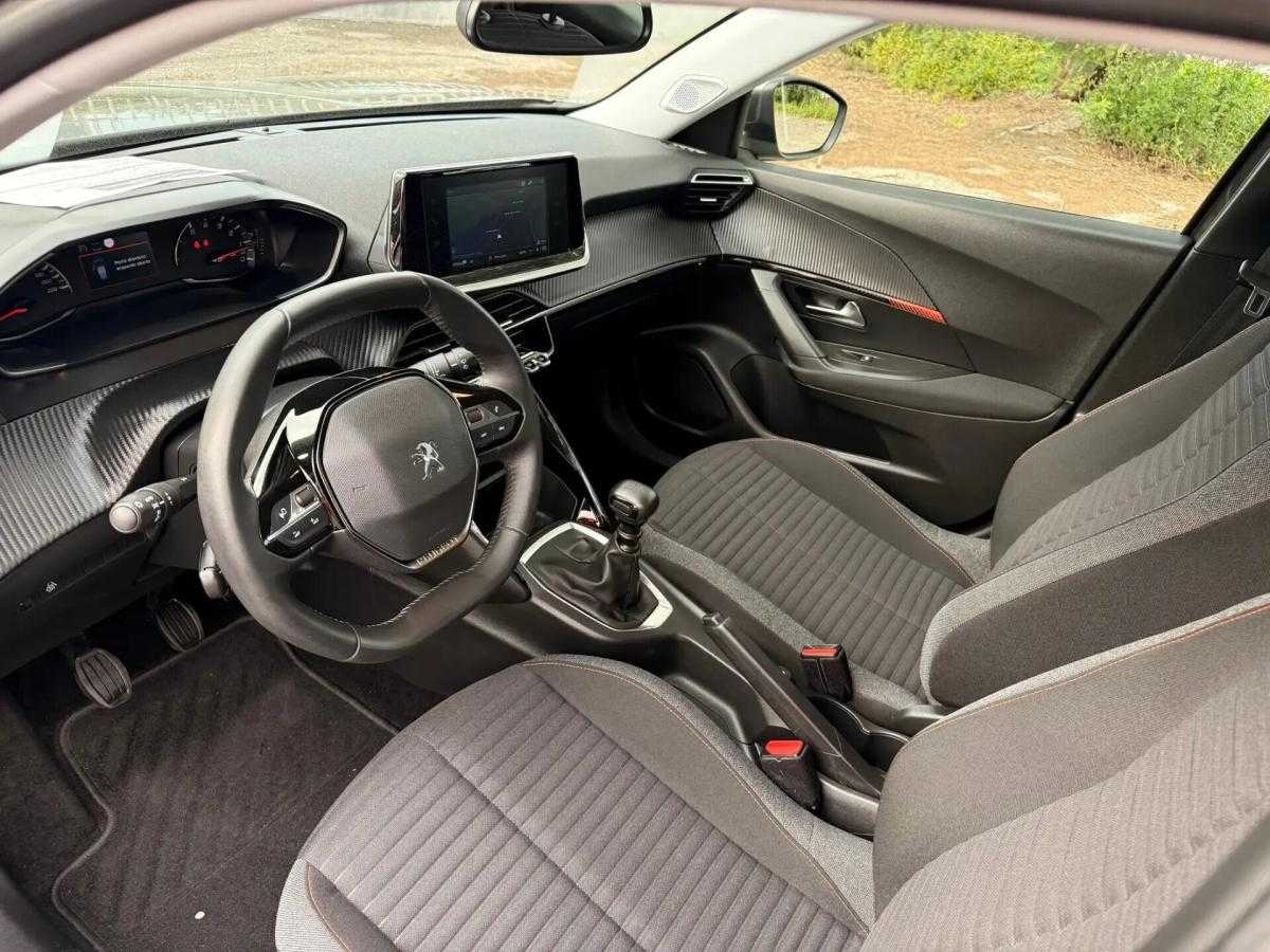 peugeot-2008-2022-gasolina-1199cc