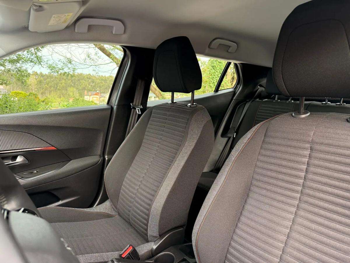 peugeot-2008-2022-gasolina-1199cc