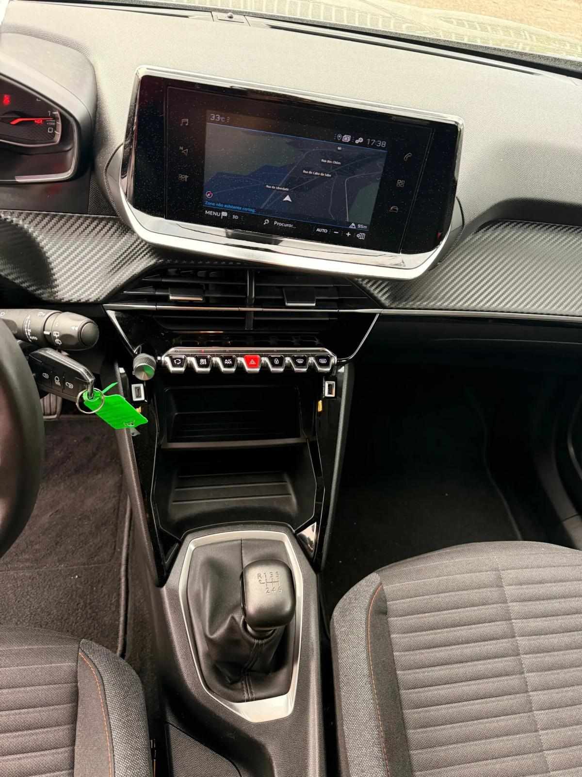 peugeot-2008-2022-gasolina-1199cc