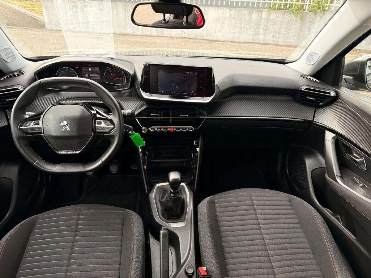 peugeot-2008-2022-gasolina-1199cc