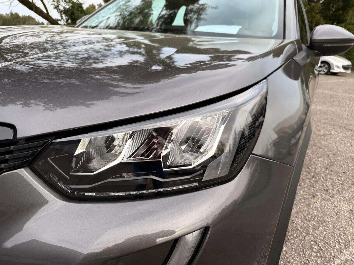 peugeot-2008-2022-gasolina-1199cc
