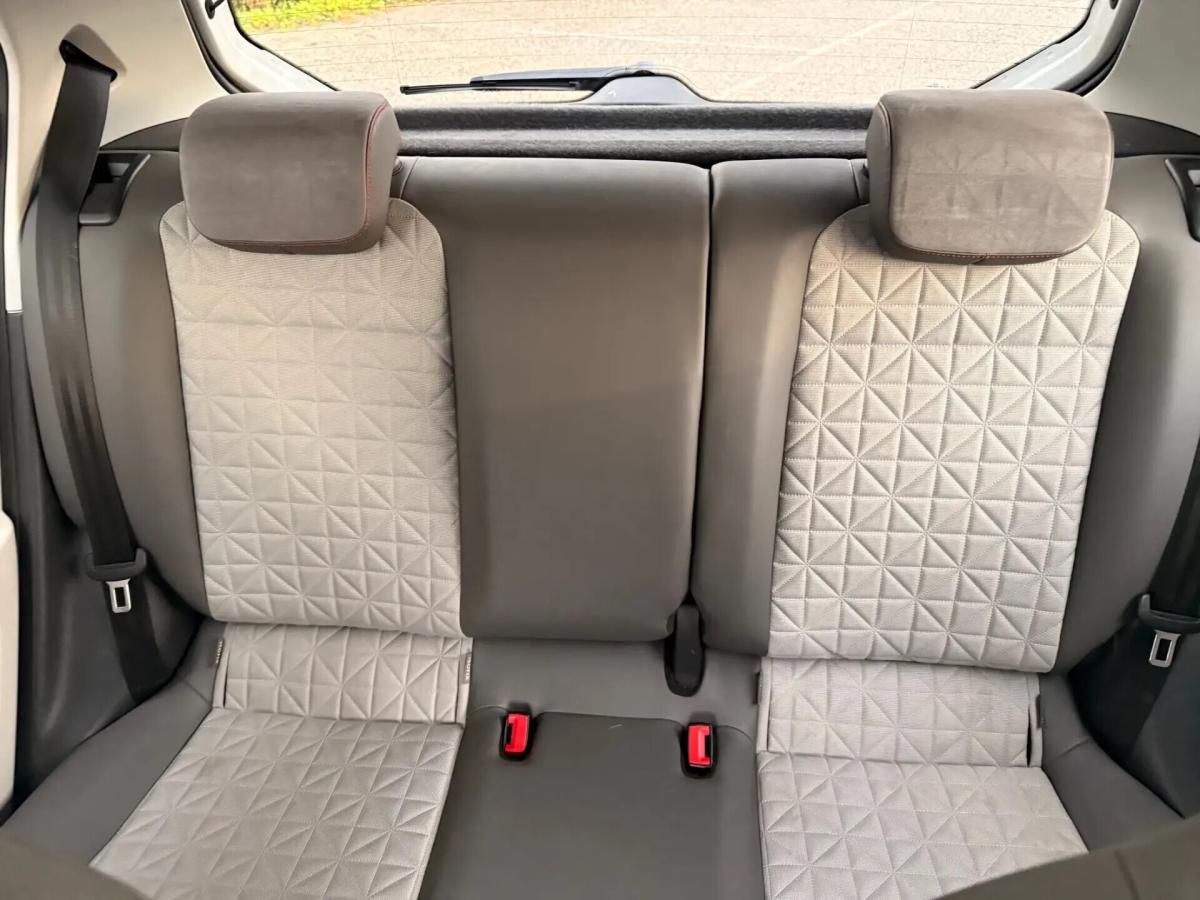 volkswagen-up-2018-gasolina-999cc