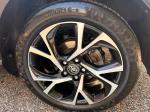 toyota-c-hr-2017-hibrido-a-gasolina-1798cc