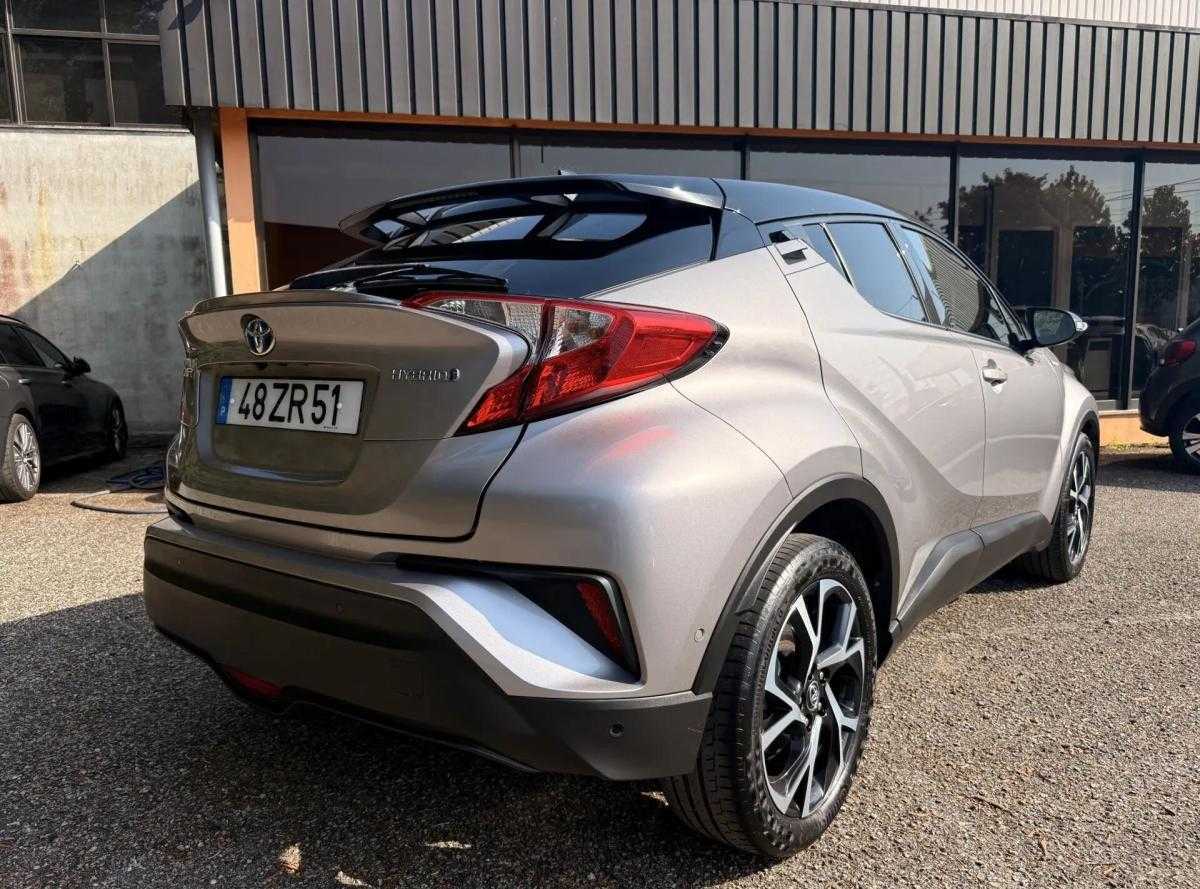 toyota-c-hr-2017-hibrido-a-gasolina-1798cc