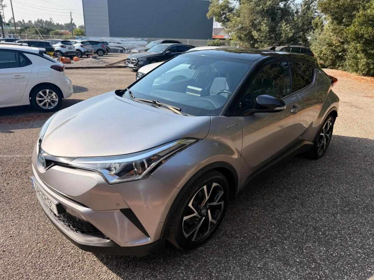 toyota-c-hr-2017-hibrido-a-gasolina-1798cc