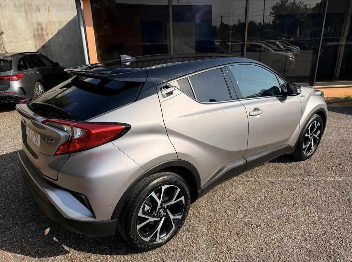 toyota-c-hr-2017-hibrido-a-gasolina-1798cc