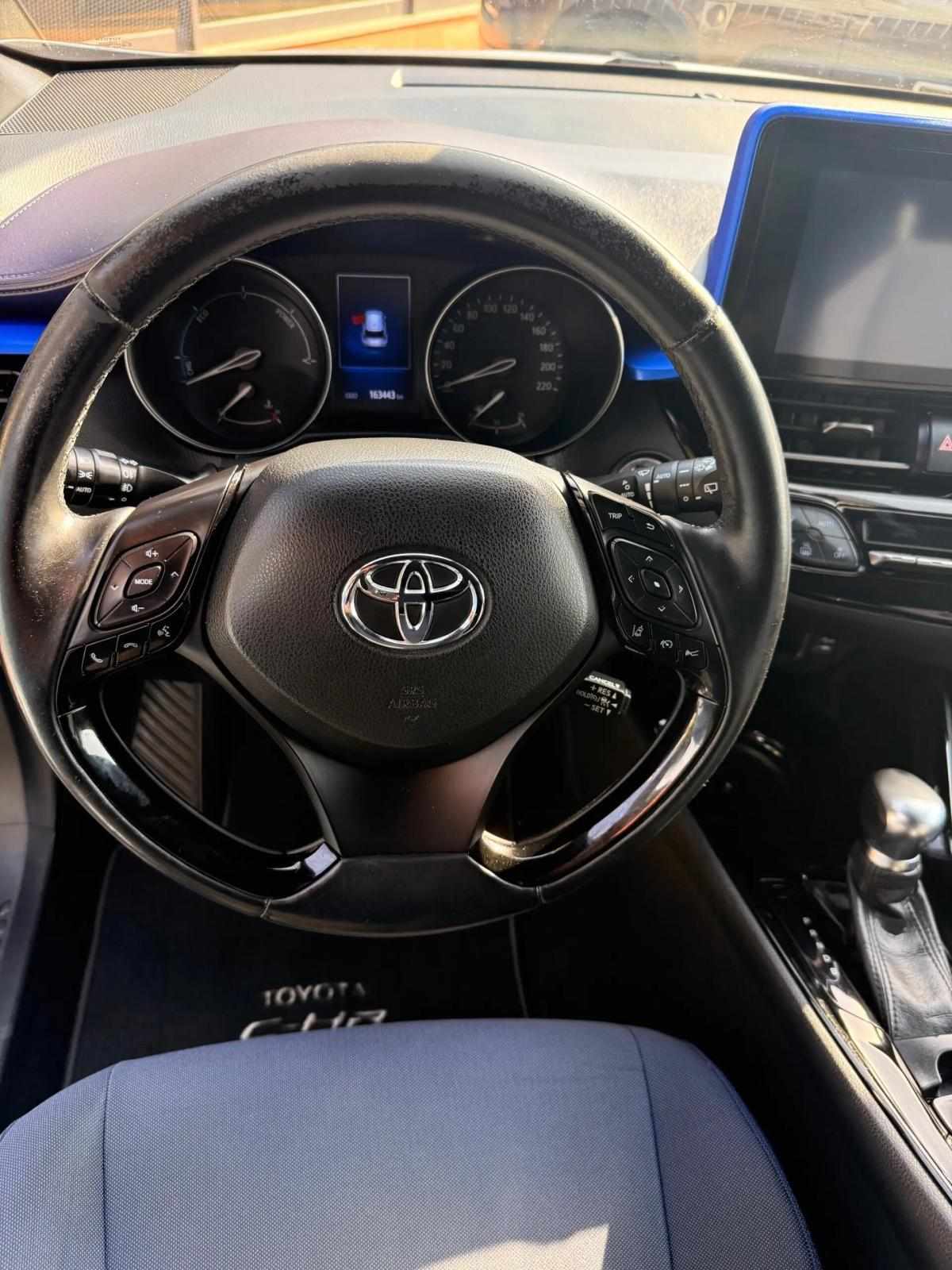 toyota-c-hr-2017-hibrido-a-gasolina-1798cc