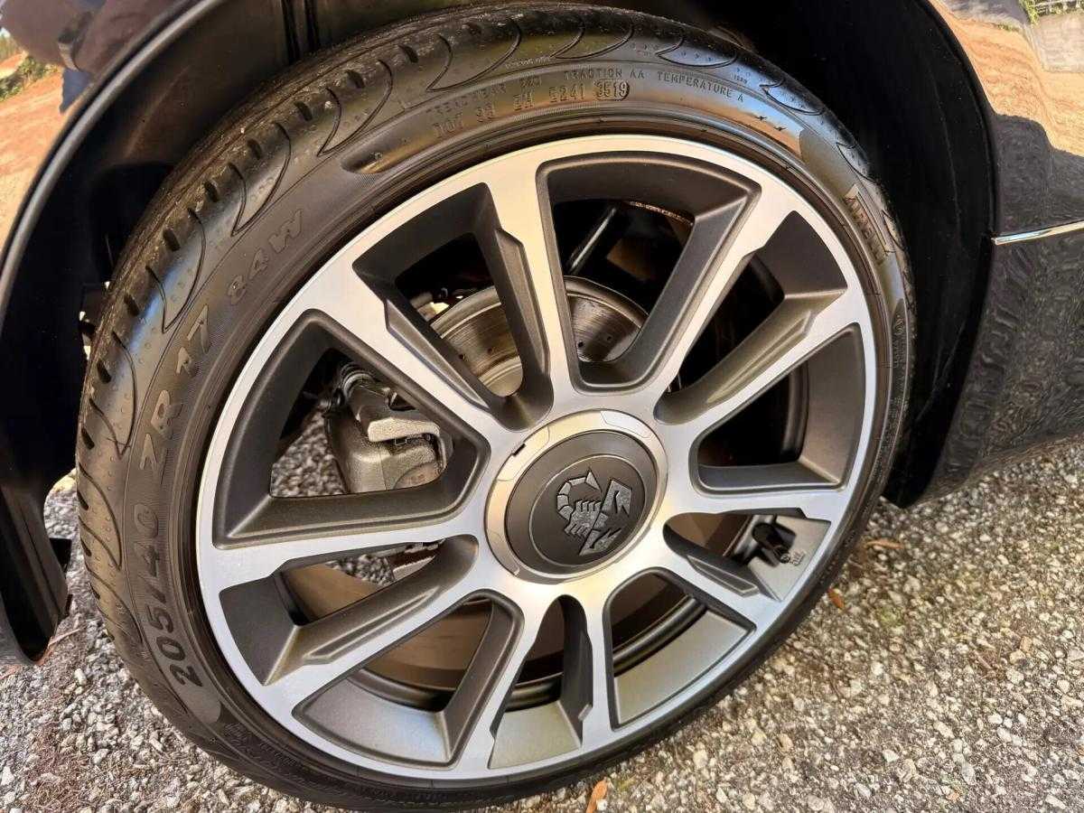 abarth-595c-2019-gasolina-1368cc
