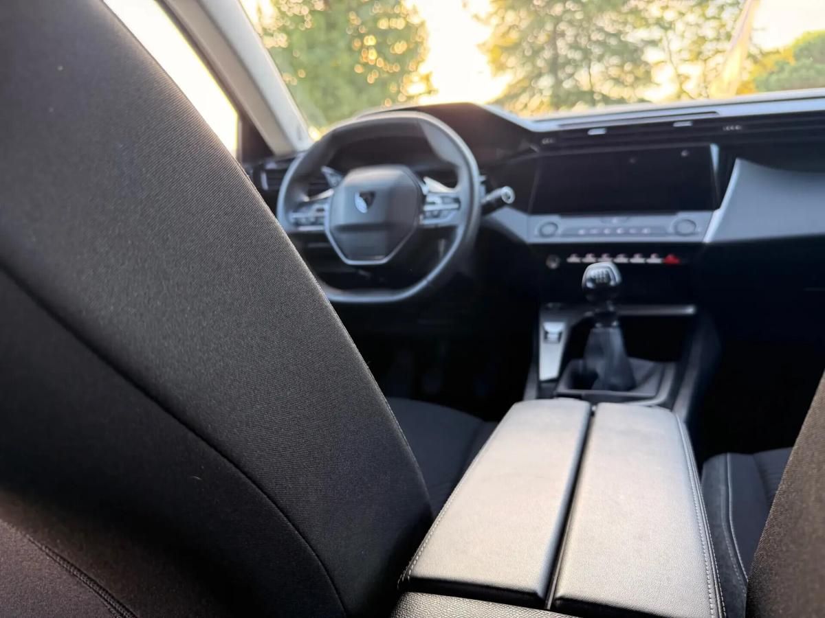 peugeot-308-sw-2022-diesel-1499cc