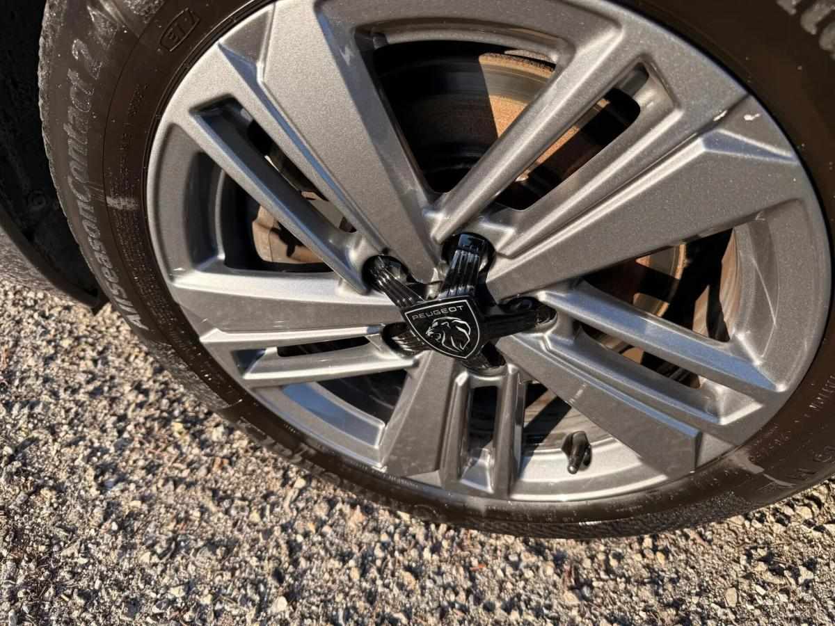 peugeot-308-sw-2022-diesel-1499cc