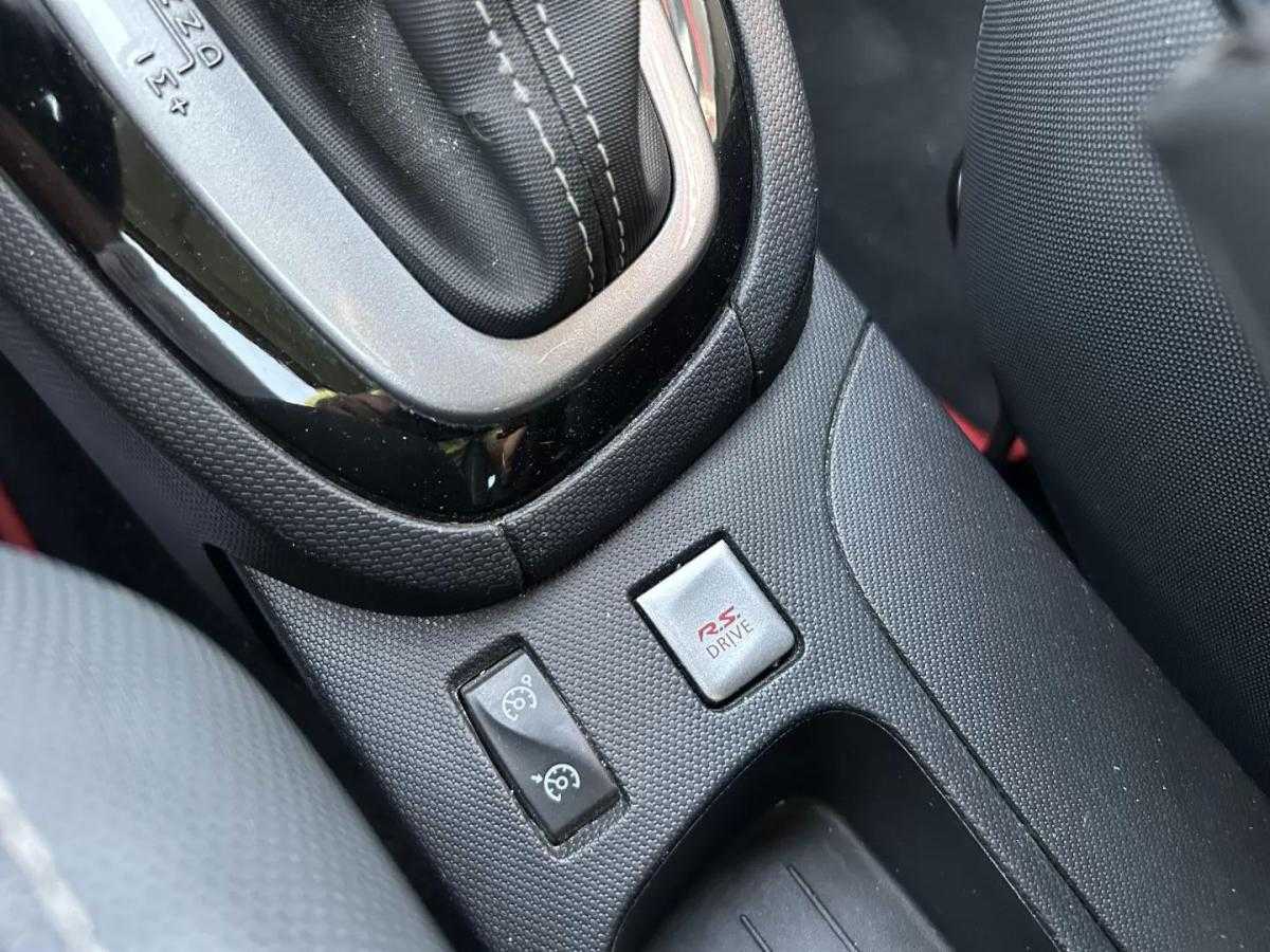 renault-clio-2014-gasolina-1197cc