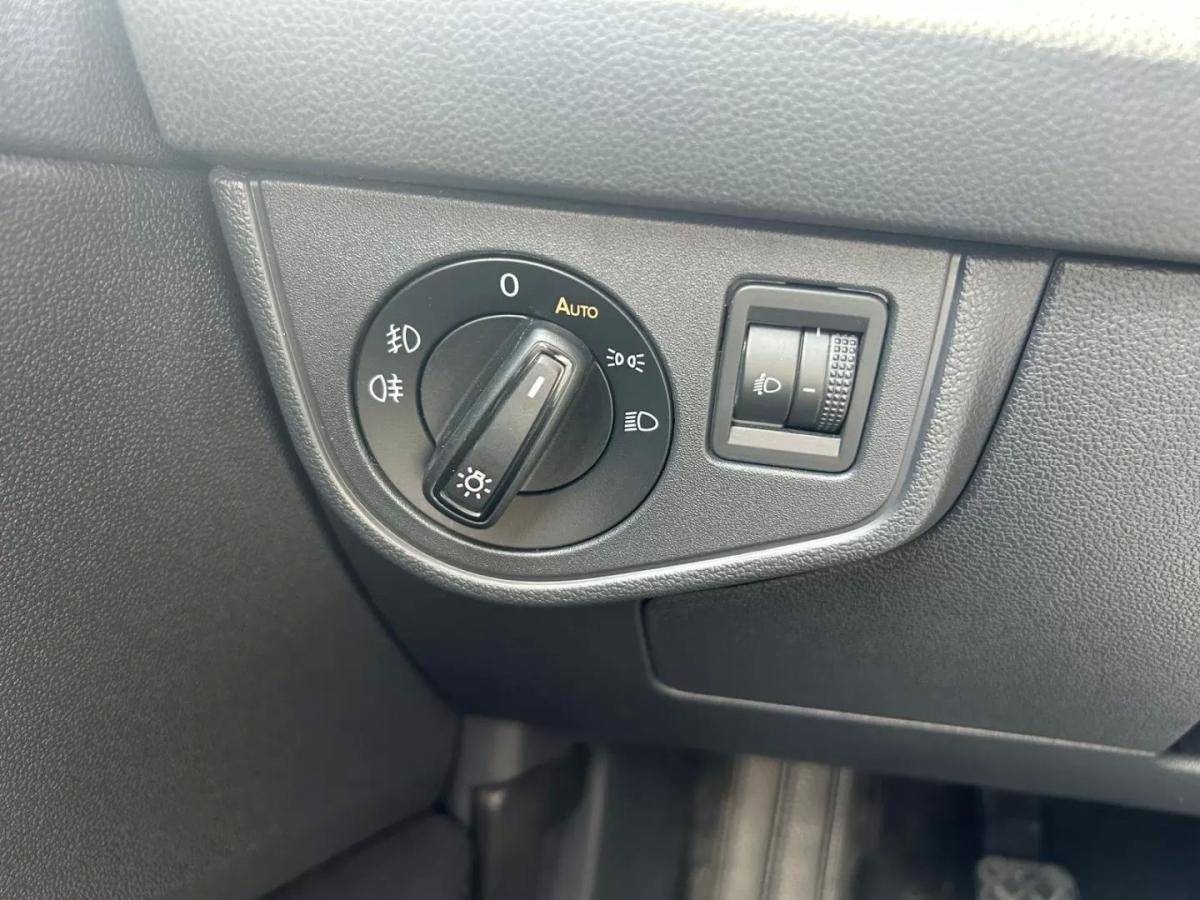 volkswagen-polo-2018-gasolina-999cc
